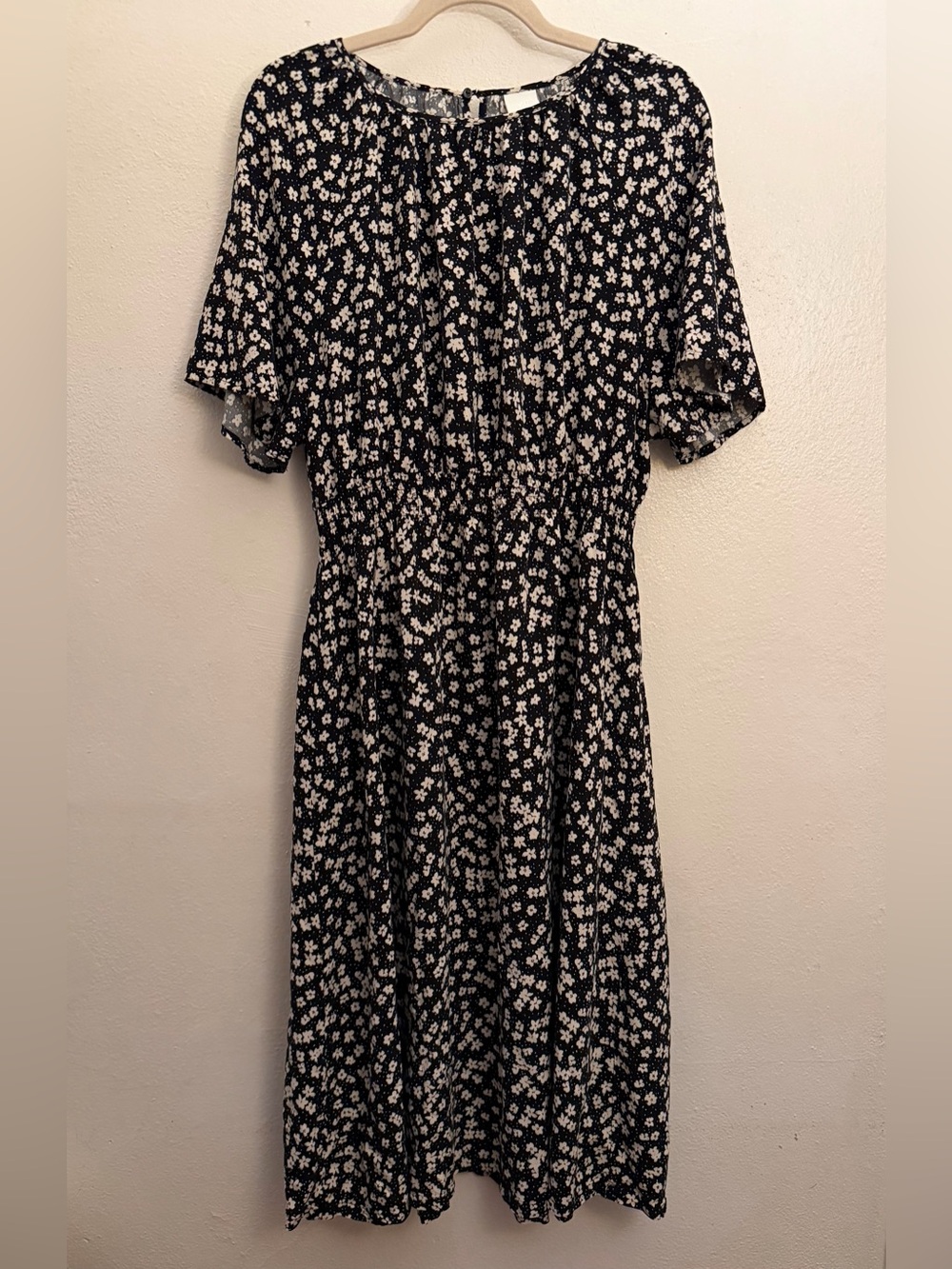H&M Midi Dress, Black with White Flowers, Smocked Waist, size Large
